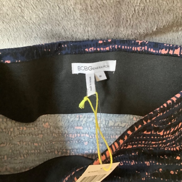 NWT BCBGeneration bodycon mini skirt - Picture 4 of 9